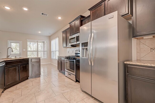 Building Photo - 5340 Pointe Spring Crossing