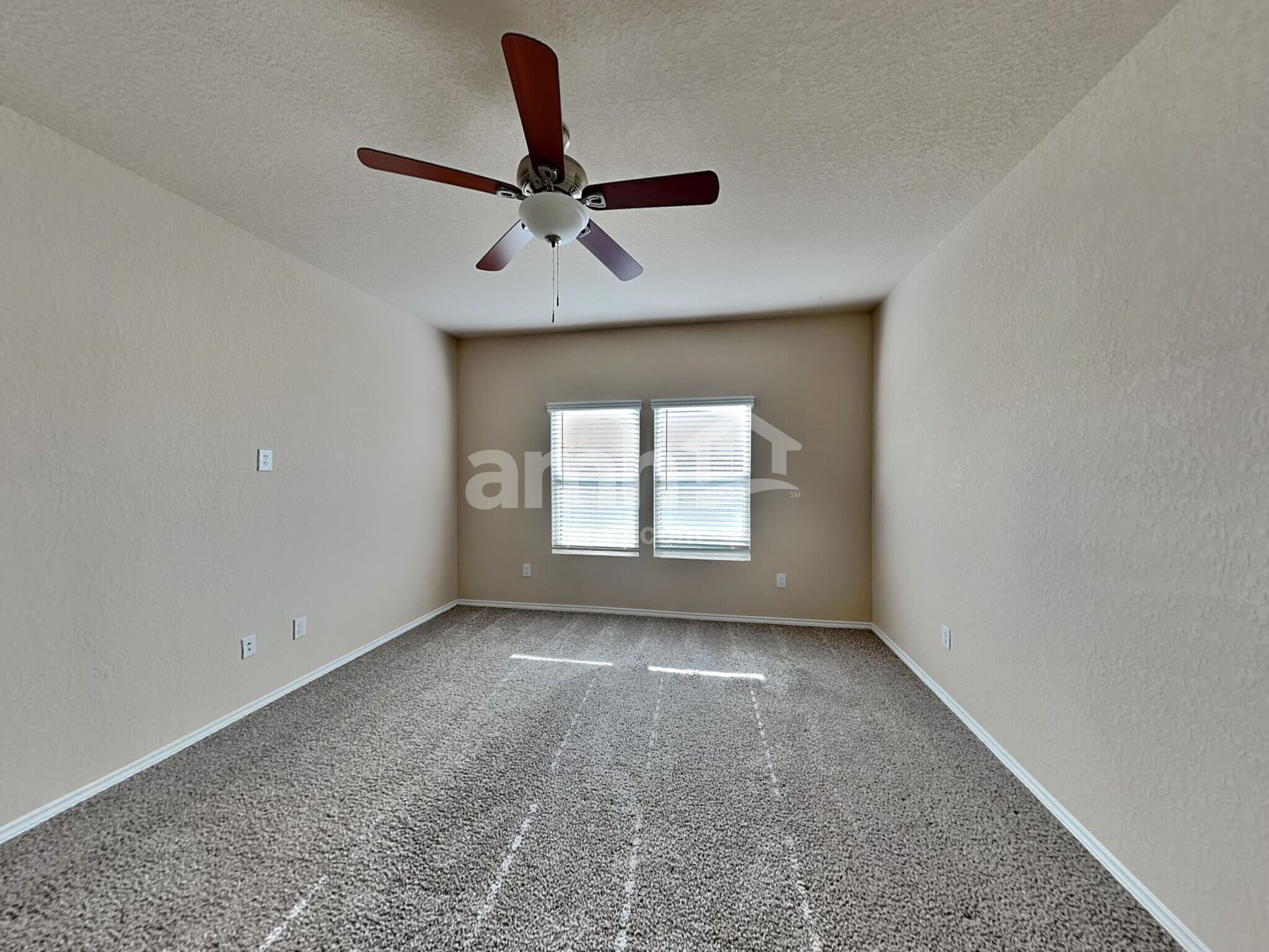 Building Photo - 747 Red Barn Bnd