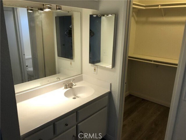 Building Photo - 26131 La Real Ln