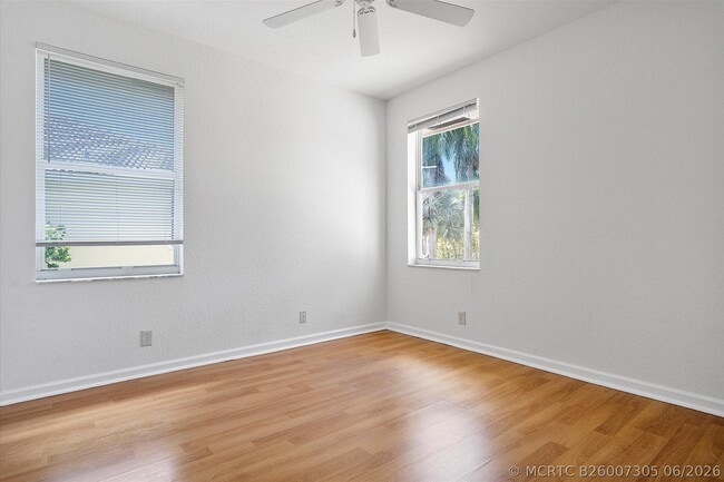 Building Photo - 2013 Harbor View Cir
