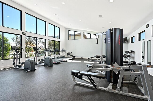 Building Photo - 204 Furlong Dr