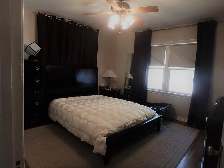 Master bedroom - 446 Center St