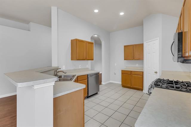 Building Photo - 5864 Shetland Cir