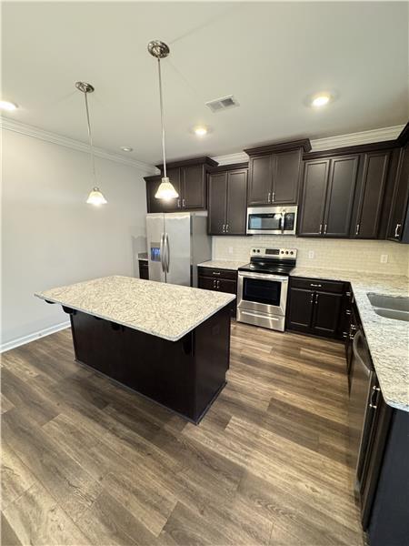 Building Photo - 111 Como Dr