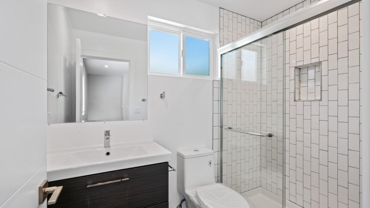 Building Photo - 52 Avalon Dr