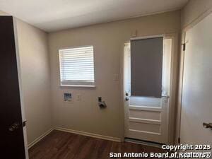 Building Photo - 706 Golfcrest Dr
