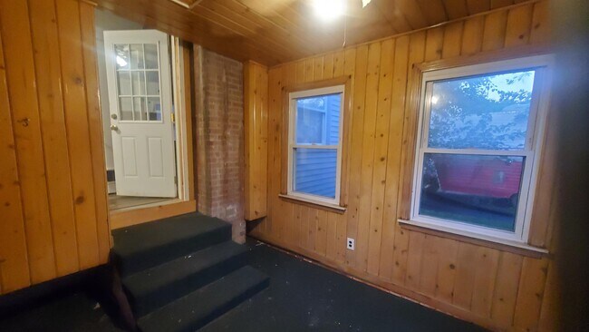 Building Photo - 3606 Dale Ave