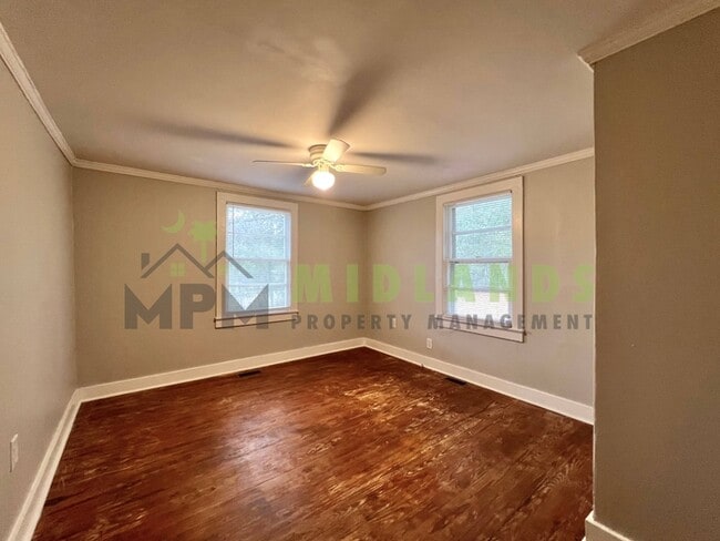 Building Photo - 135 Rivelon Rd