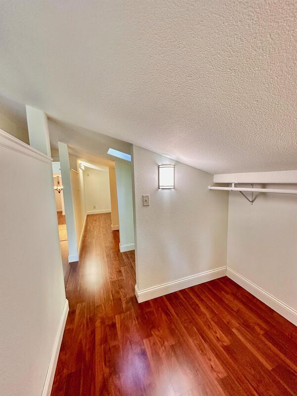 Building Photo - 13590 Red Dog Rd