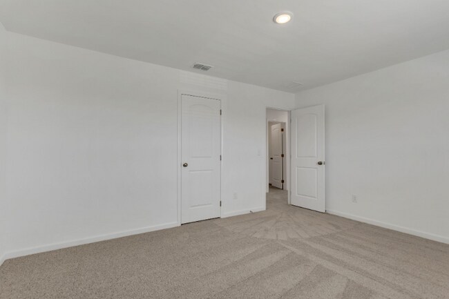 Building Photo - 170 Millbrook Dr