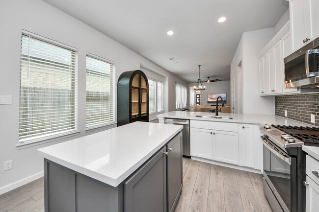 Building Photo - 4219 Colony Ln