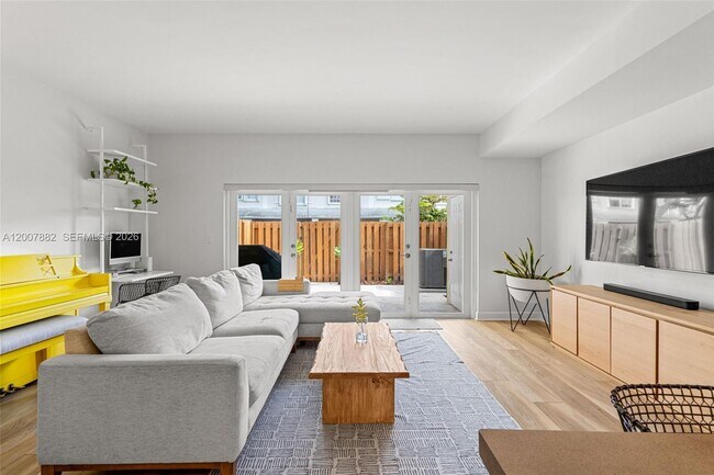 Building Photo - 11845 SW 100th St