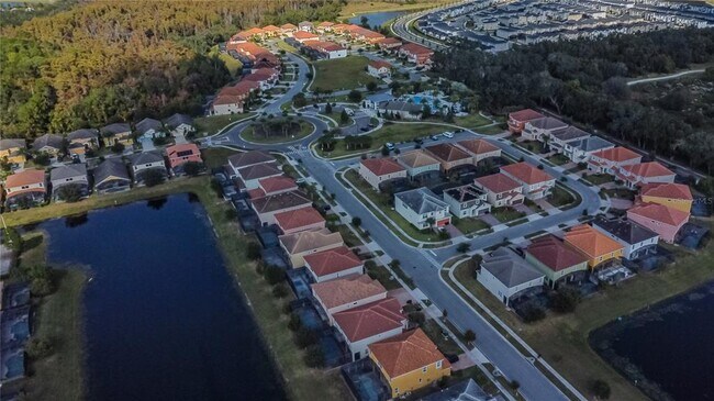 Building Photo - 2528 Dharma Cir