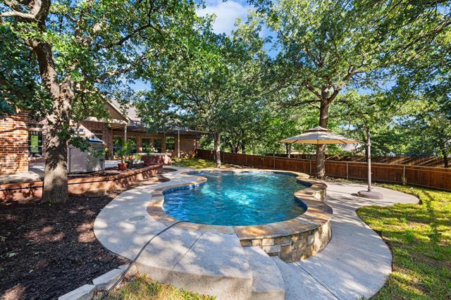 Building Photo - 19 Shady Creek Ln