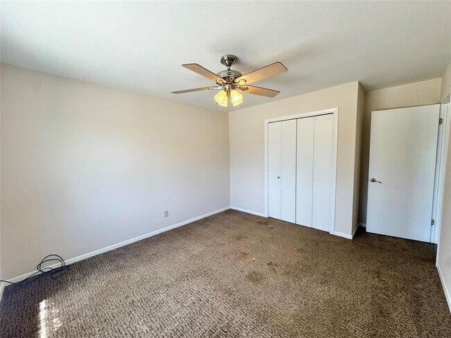 Building Photo - 18512 Carlson Ln