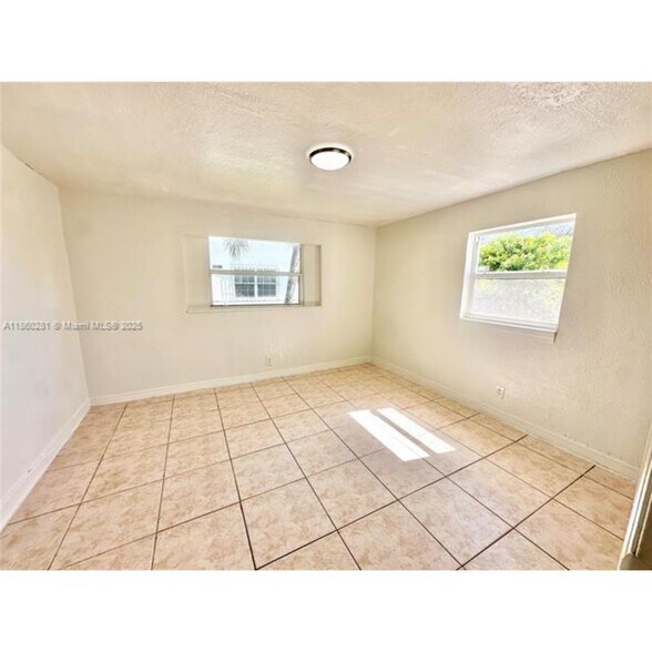 Building Photo - 7156 NW 15th Ct