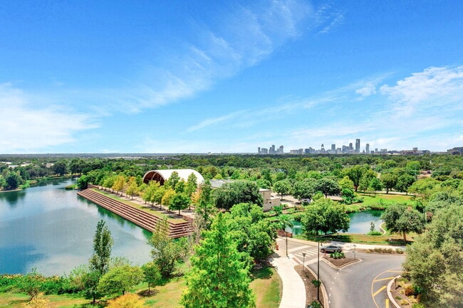 Building Photo - 1701 Simond Ave Ave