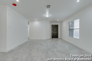 Building Photo - 9958 Panther Bay