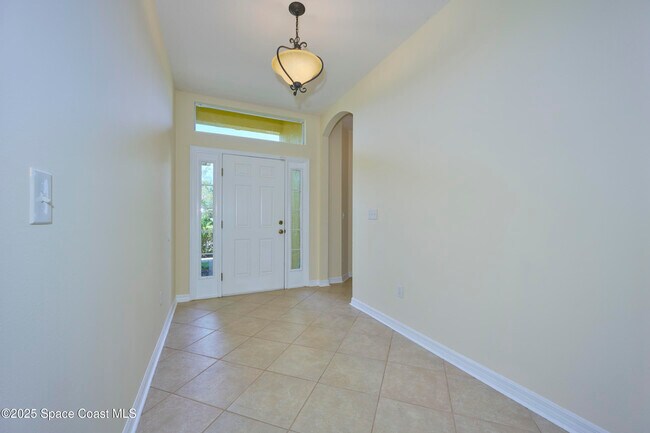 Building Photo - 9086 107th Ct