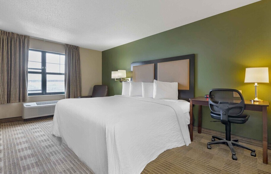 Building Photo - Furnished Studio-Tacoma - South