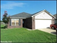 Building Photo - 1101 Yarrow Dr