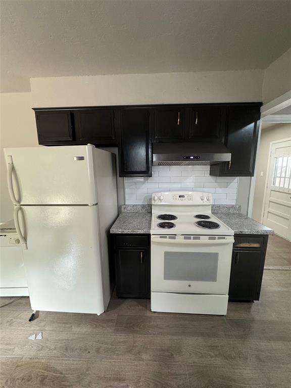 Building Photo - 5004 Brookdale Dr