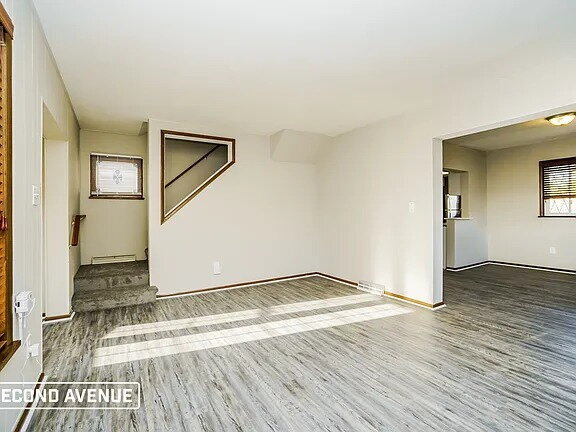 Building Photo - Welcome to this charming 3-bedroom, 1.5-bath home in North Versailles