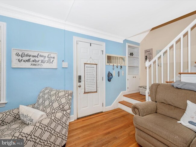 Building Photo - 413 Pangborn Blvd