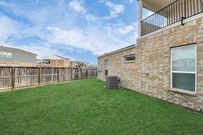 Building Photo - 3316 Harmony View Ln