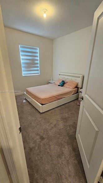 Building Photo - 1146 SE 26th Ter