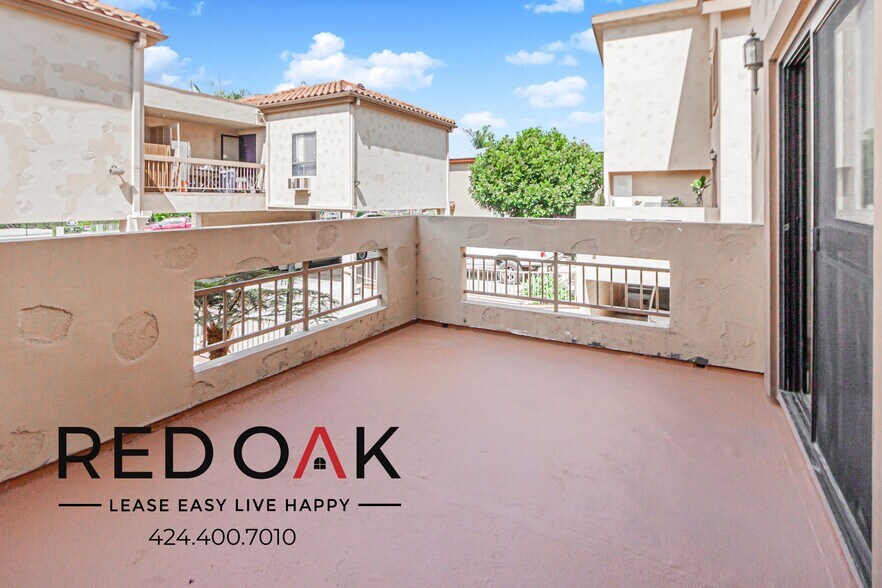 Building Photo - 1250 W Gardena Blvd