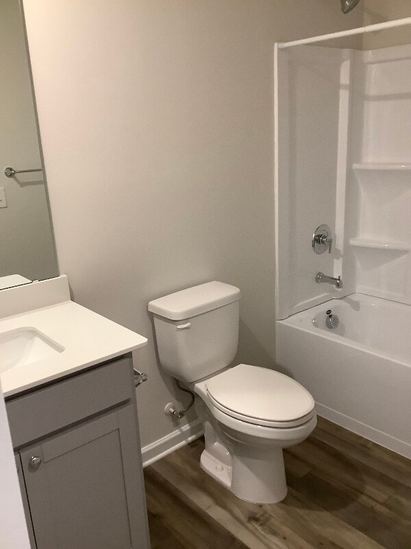 Building Photo - 132 Plumtree Ct