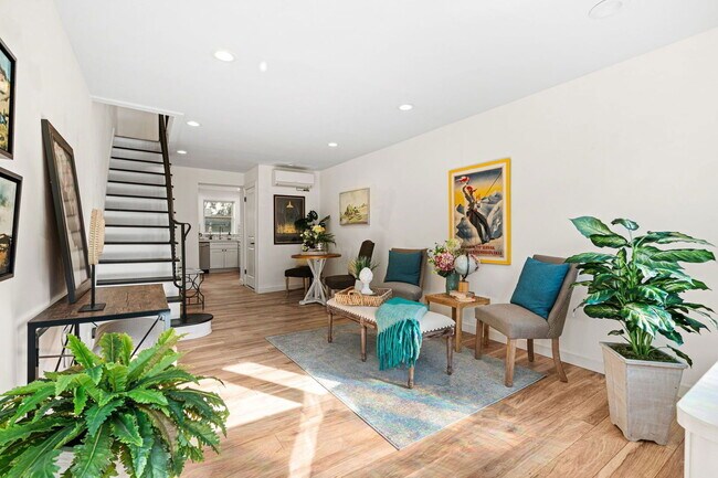 Building Photo - 629 Sears St