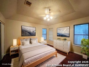 Building Photo - 5543 Sunup Dr