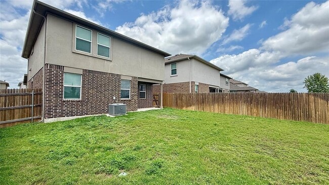 Building Photo - 521 Otto Ave