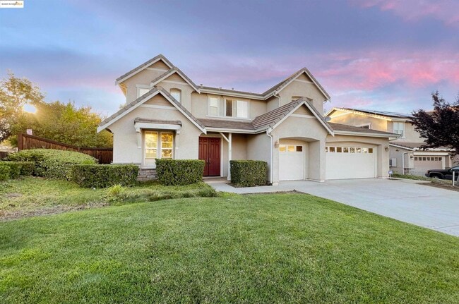 Building Photo - 2765 St Andrews Dr