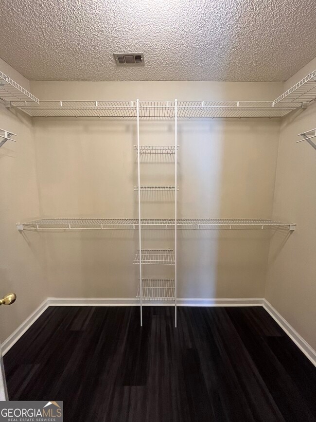 Building Photo - 150 Sapelo Dr