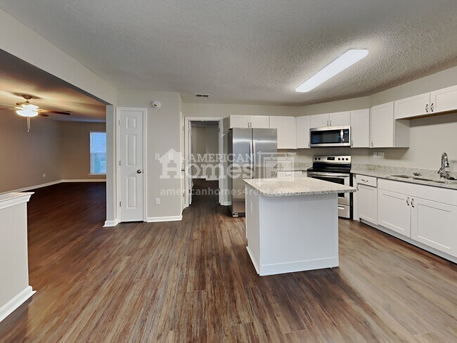 Building Photo - 7748 Parkmont Drive