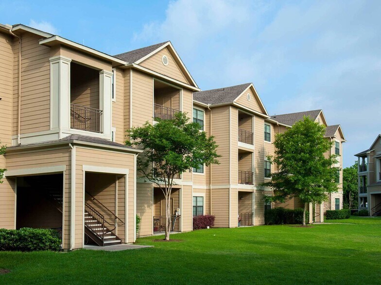 Advenir at Milan 13100 W Bellfort Ave Houston TX 77099 Apartment Finder