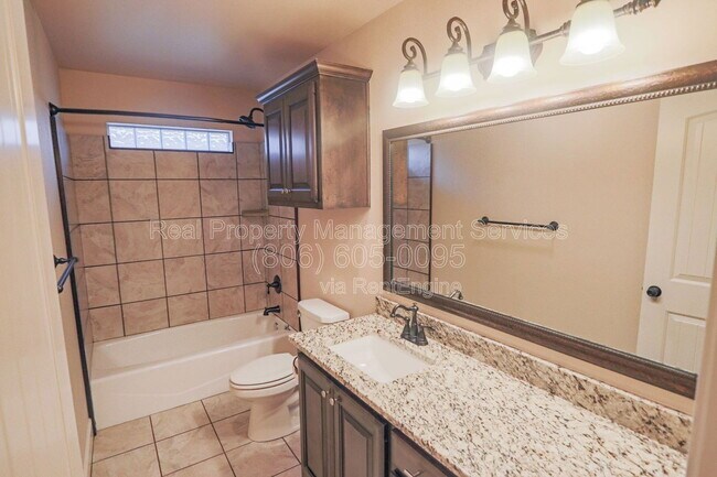 Building Photo - 9604 Justice Ave