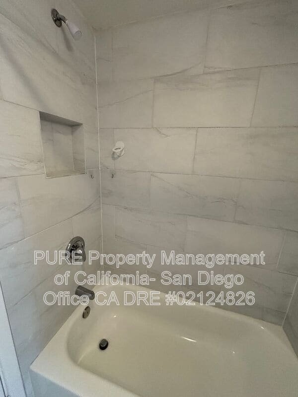 Building Photo - 1611 30th St