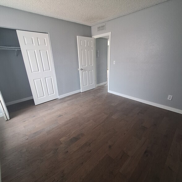 Building Photo - 3535 Rebecca Ln