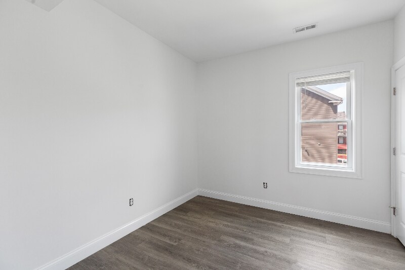 Building Photo - 14 Trenton St