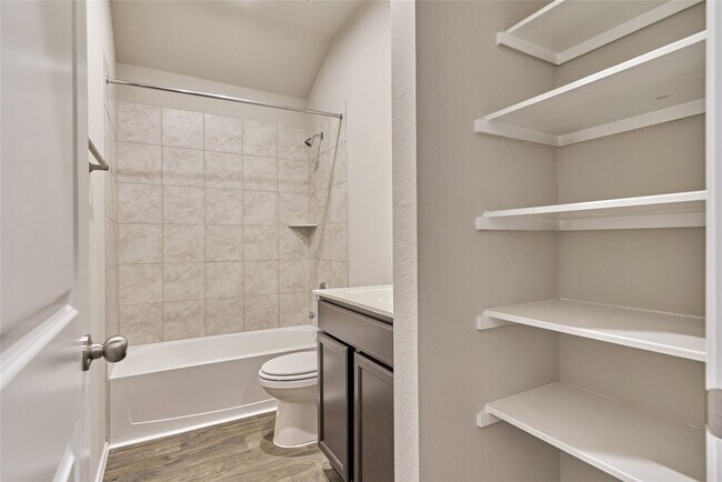 Building Photo - 13924 Payette Arbor Ct