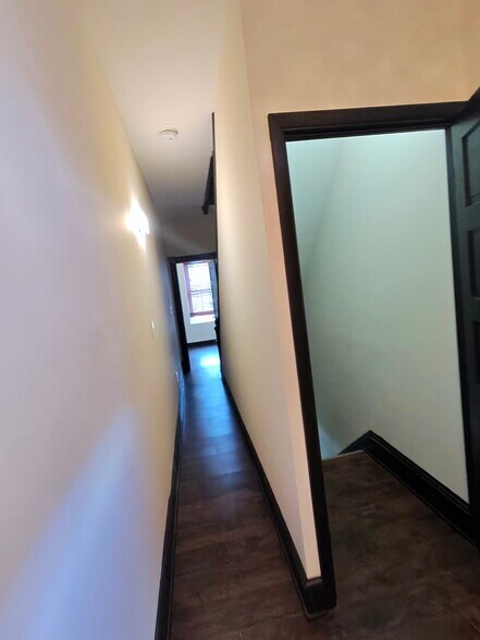 Building Photo - 178 Brunswick Ave