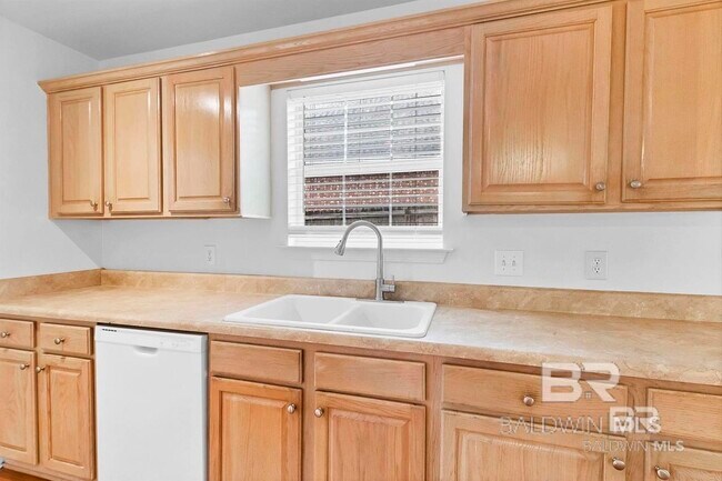 Building Photo - 8352 Preakness Ct