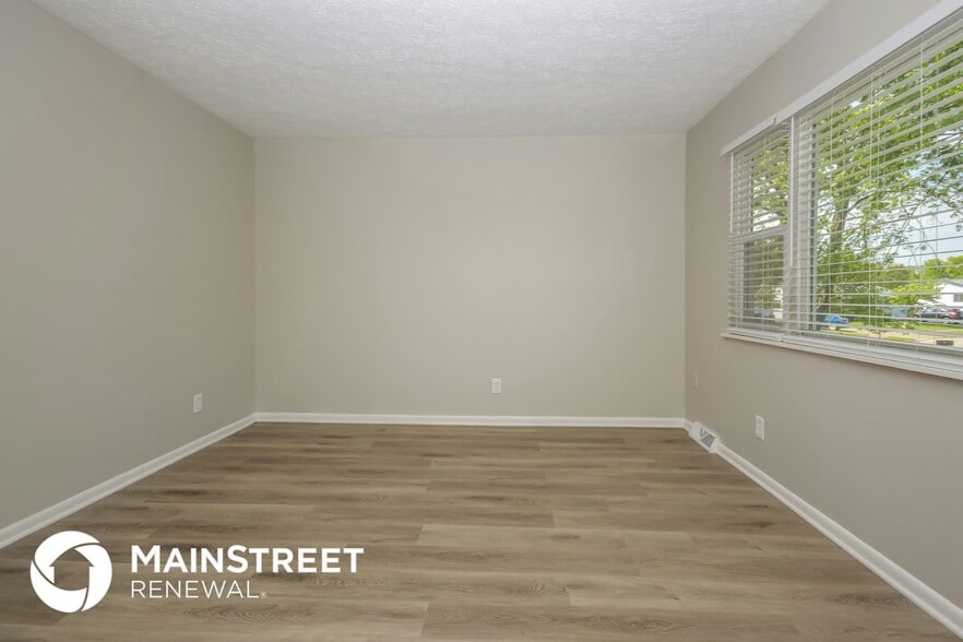 Building Photo - 815 Spring Valley Dr