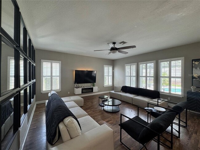 Building Photo - 212 Montara Drive