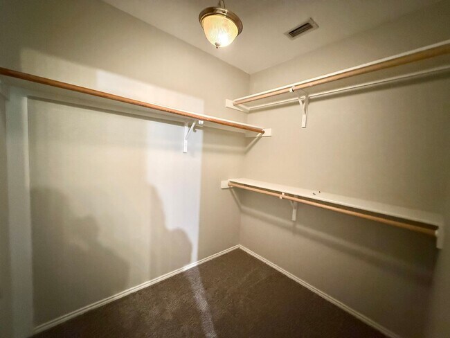 Building Photo - Charming 4-bed/2-bath in Bullard’s Legacy Estates!