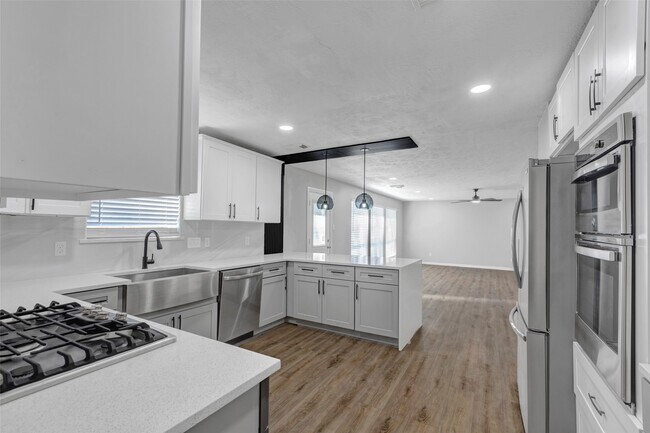 Building Photo - 21211 Tancah Ln